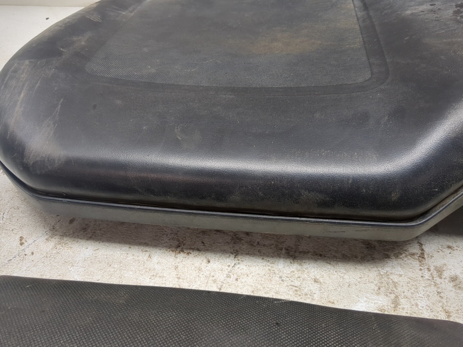 17-23 Honda Pioneer 700 SXS700M4 Front Seat Bottom Back Set