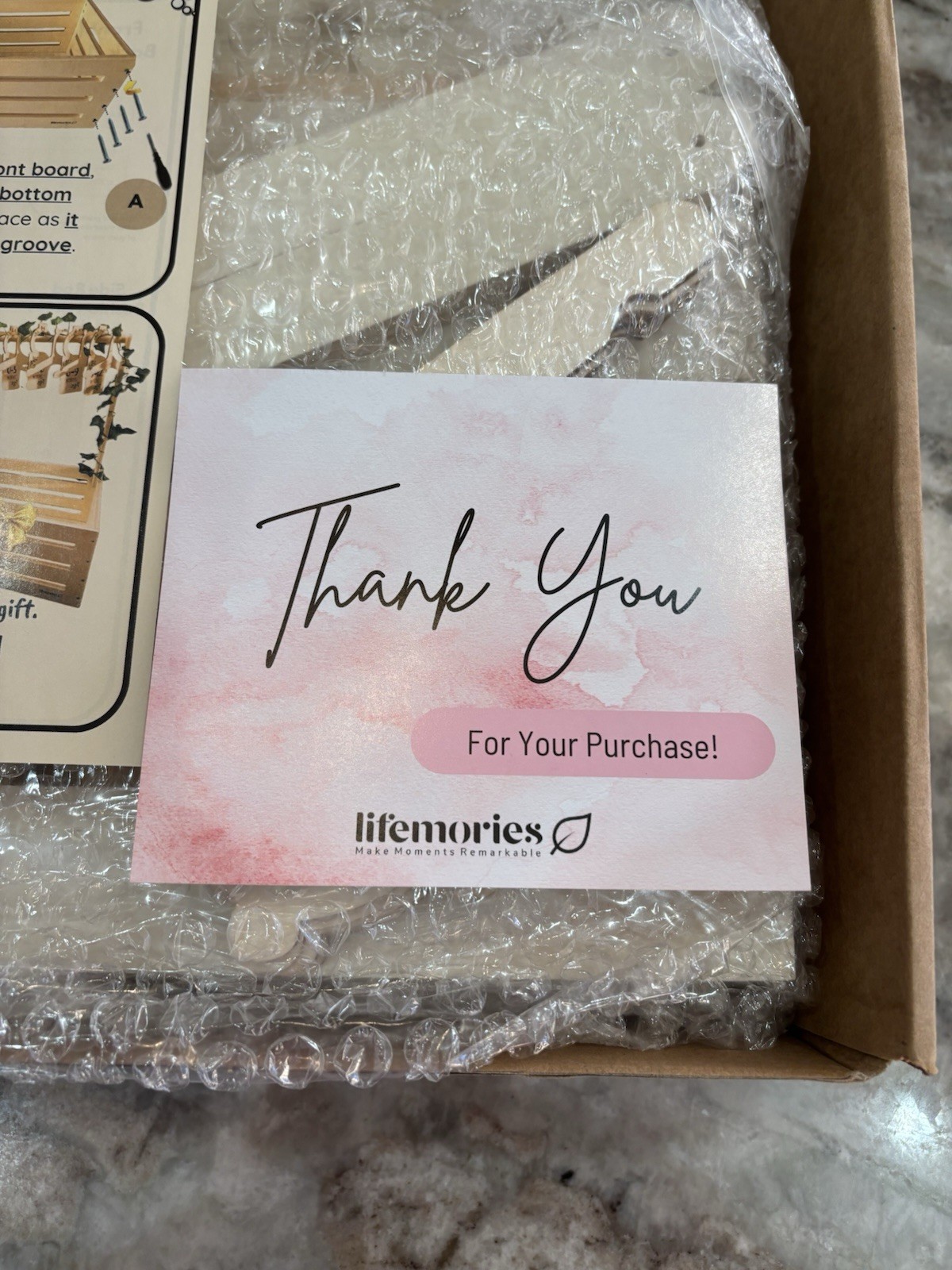 Kit Wooden Baby Shower Crate Closet Gift with Hangers, Large