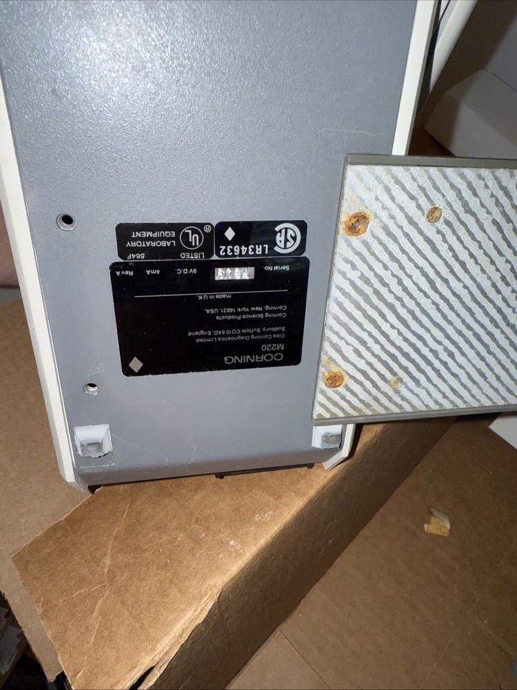 STEM Corning pH Meter 220 with plug, accepts Batteries (not included)& Electrode