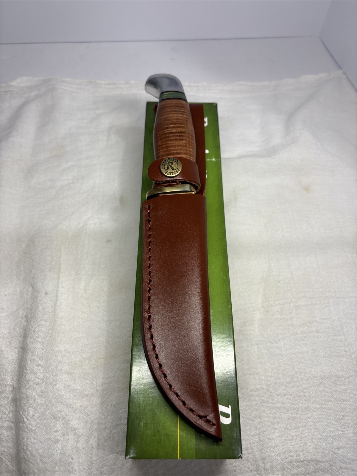 Remington Hunting Knife Fixed Blade Stacked Leather Handle Leather Sheath R15722