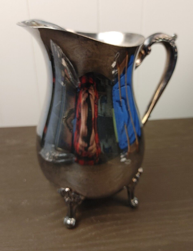 VINTAGE Leonard Silver Plate Footed Water Pitcher with Ice Lip