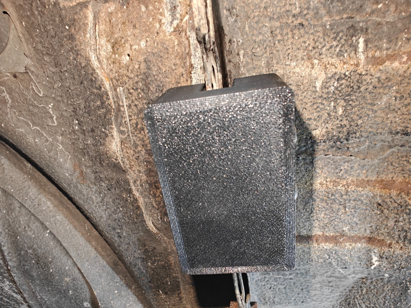 Set of 4 Pinch Weld Jack Pucks Stay-On - Clamp - BRZ 86 Miata Civic WRX Golf Q50