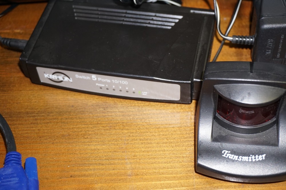 COMPLETE GROUP POLYSPAN VIEWSTATION FOR VIDEO CONFERENCING