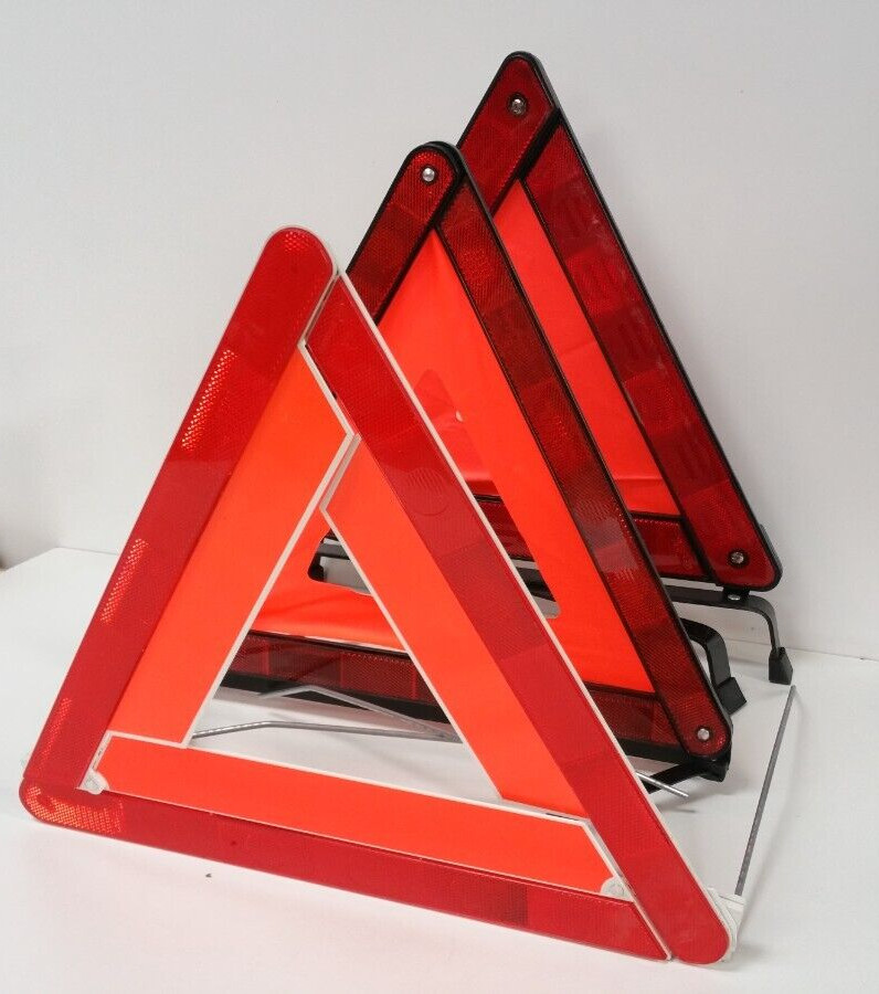 EMERGENCY BREAKDOWN FOLDABLE HAZARD SIGN REFLECTIVE WARNING TRIANGLEs