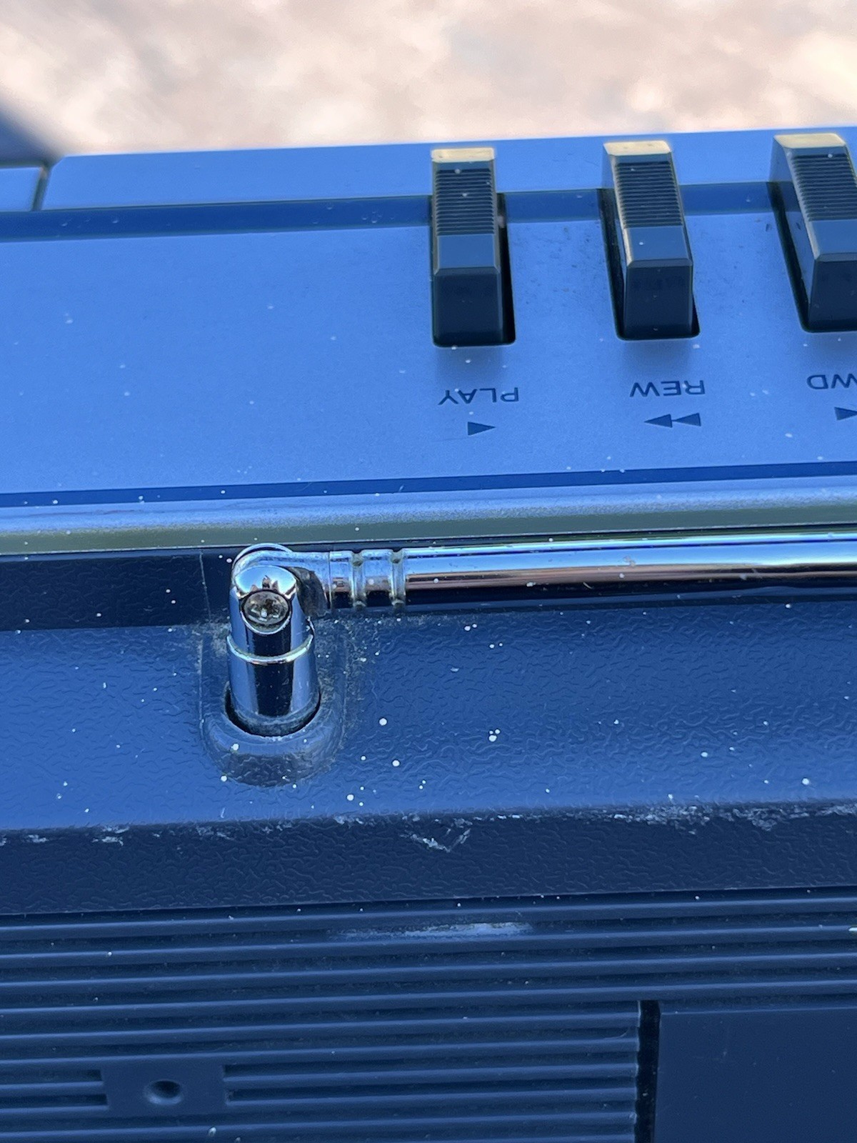 VINTAGE 1980’s Sanyo M-W1 AM/ FM Dual Band Stereo Cassette Radio Boombox Works