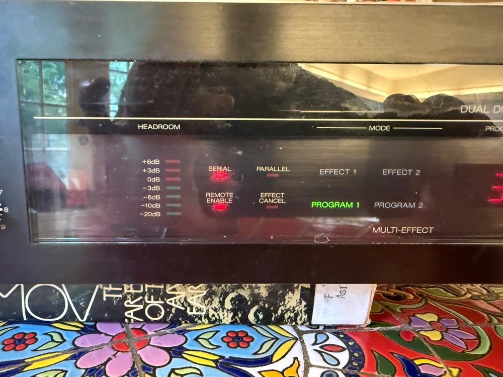 Korg DRV-3000 Classic Reverb / Delay / Pitch Processor with Remote 80s