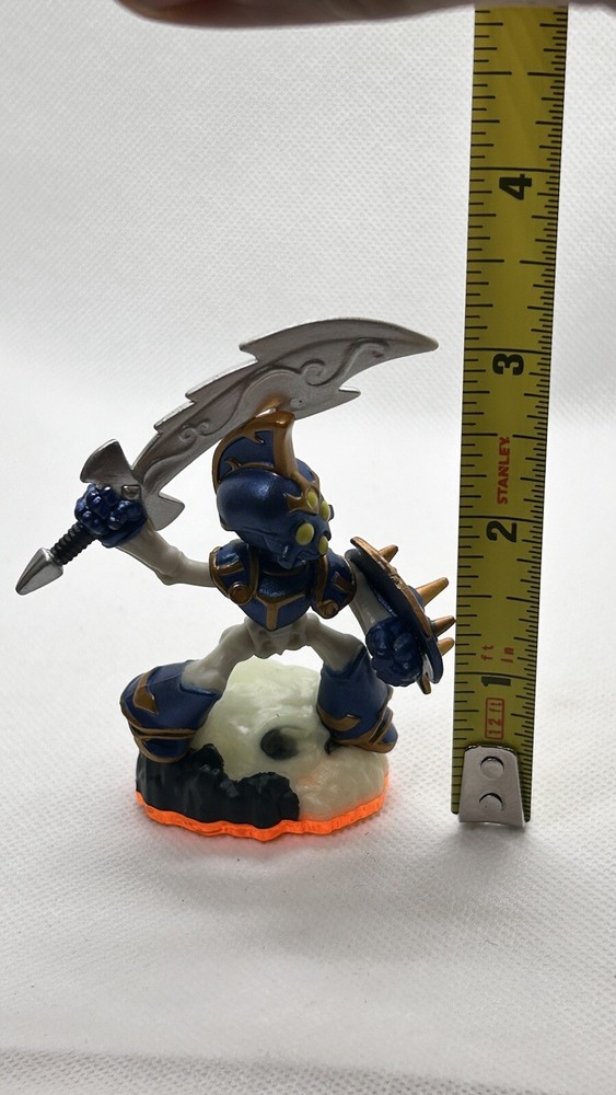 Chop Chop Skylanders Activision Toy Figure w/ Trading Card Sticker Code 2012