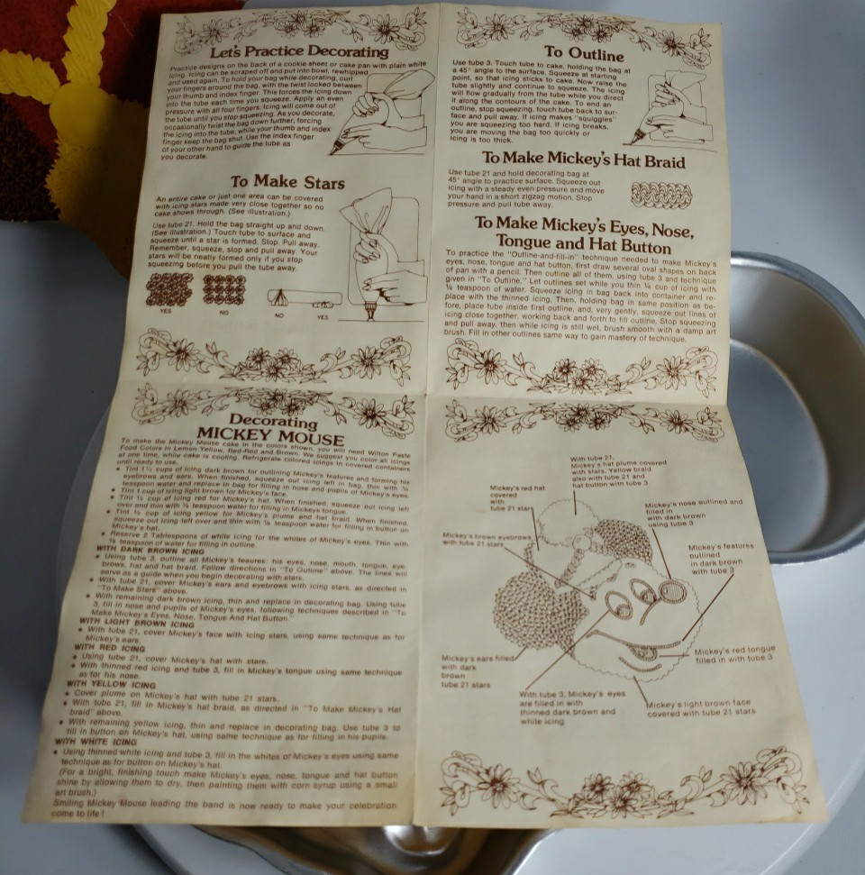 Vtg. Wilton 1972 Mickey Mouse Cake Pan 515-302, Insert, Decorating Instructions