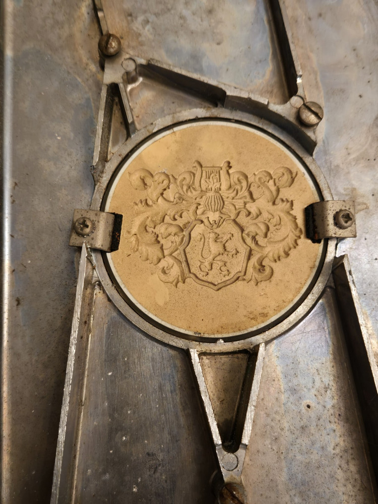 Wurlitzer jukebox wallbox bracket with nice logo