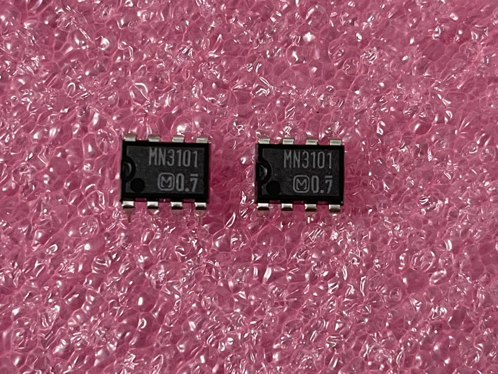 MN3101 IC CLOCK GEN/DRIVER BBD AUDIO AMP DELAY EFFECT 8-PIN DIP (2 PER LOT)