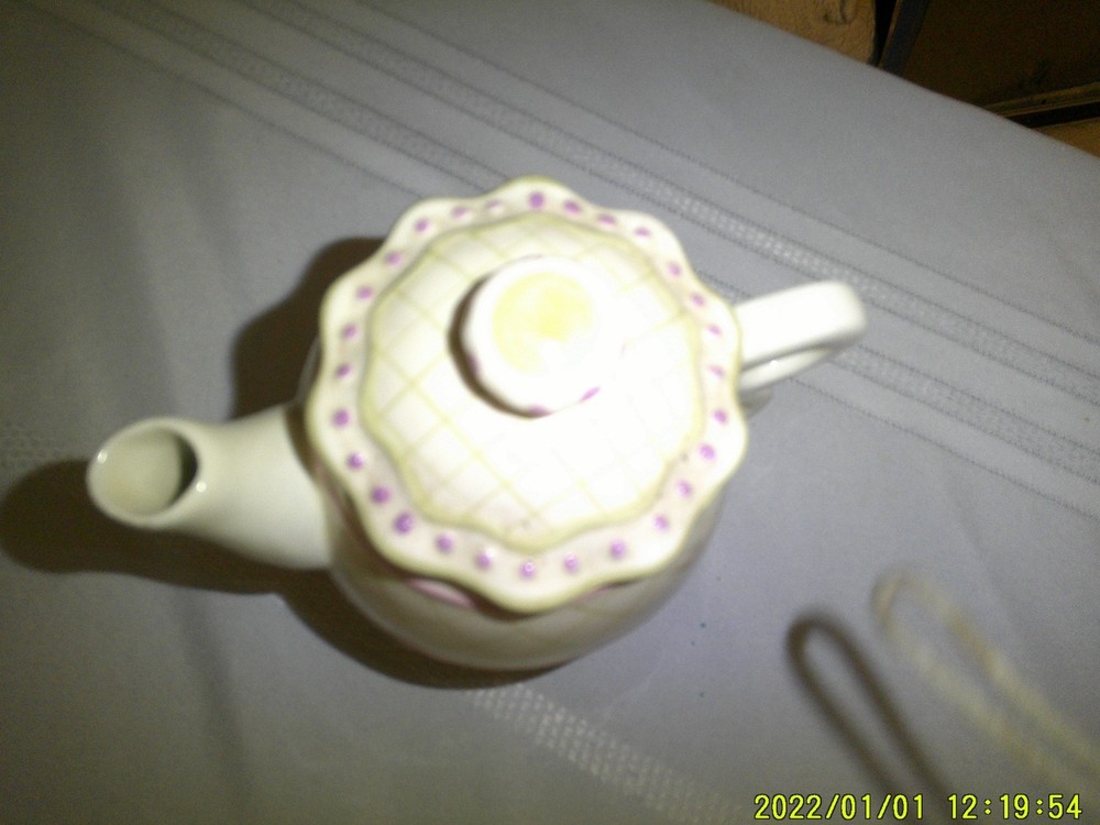 HOME & GARDEN EXCLUSIVE TEAPOT STACKABLE CUP PORCELAIN