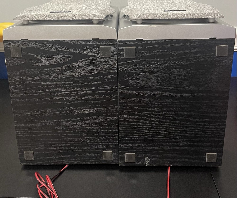 Sharp Bookshelf Speakers Model CP-HP515 Very Good Working Condition 2 Way