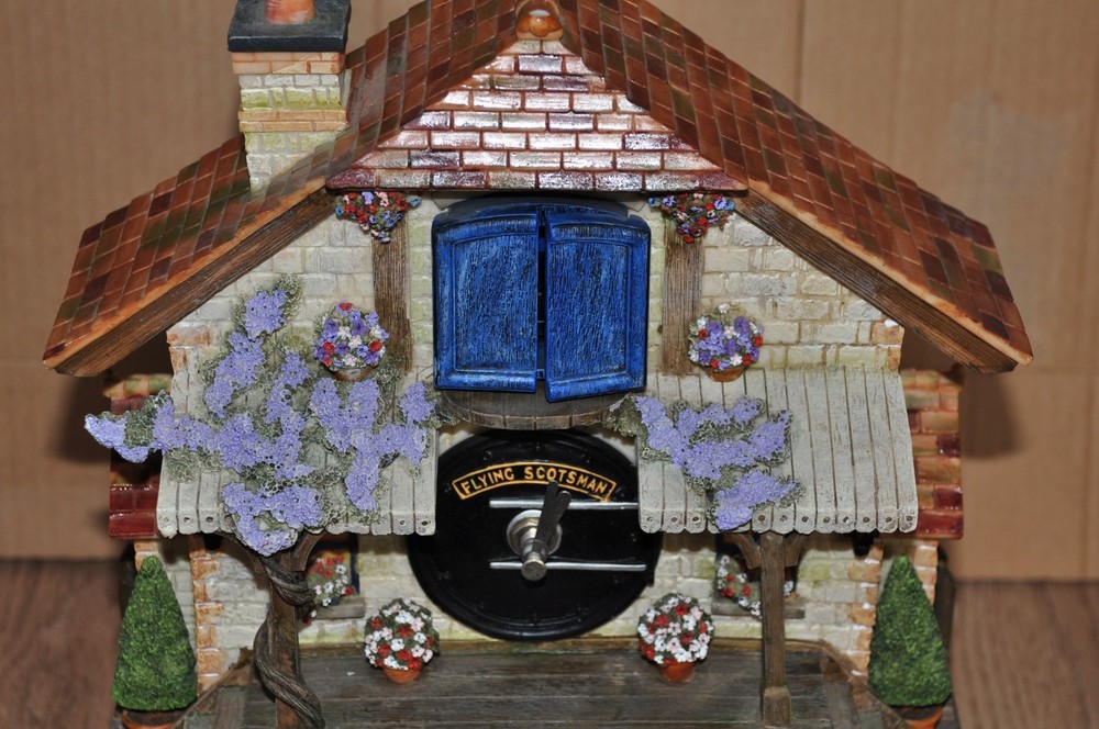 Bradford Exchange Flying Scotsman Cuckoo Clock - Part Working