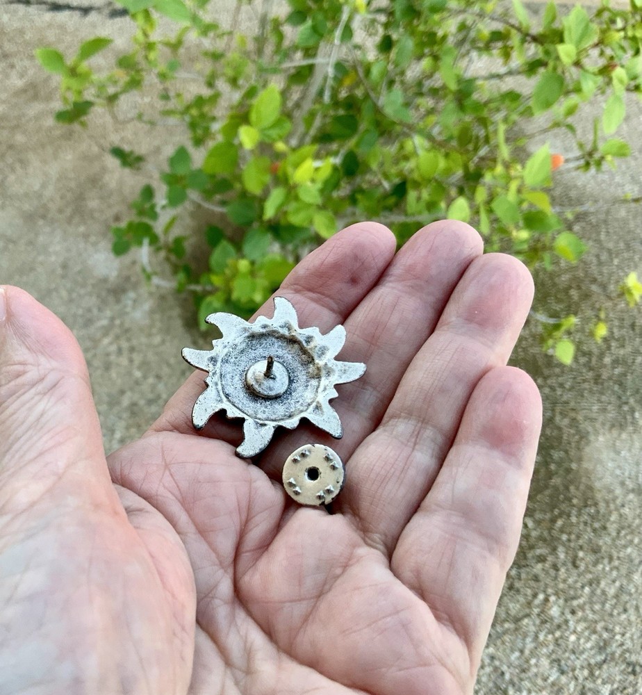 Edelweiss Big Button