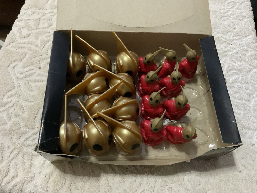 TOPPS ROCKETEER CANDY 19 COUNT DISPLAY