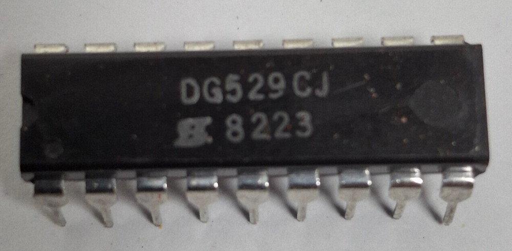 Siliconix G529CJ Latchable Single 8-Ch/Differential 4-Ch Analog Multiplex   (1 )