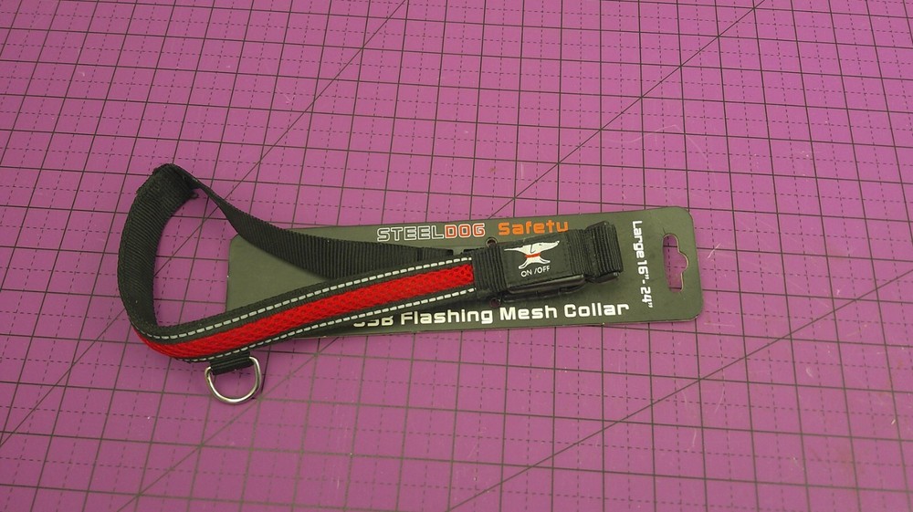 Steeldog Safety Dog Collar Medium 16”-24” New, Open Package (MISSING USB CABLE)