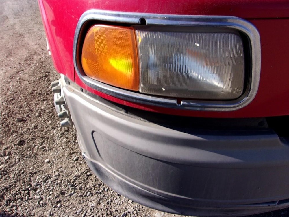 For 2000 STERLING AT9522 HEADLIGHT Right ,  MT