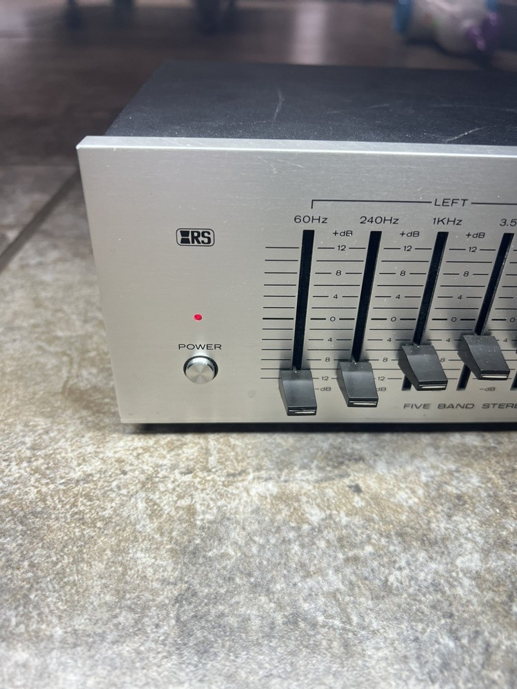Realistic 31-1988A Five Band Stereo Frequency Equalizer