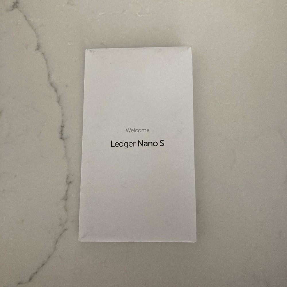 Ledger Nano S Cryptocurrency Hardware Wallet
