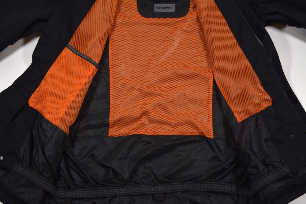 2026 NWT Mens DC Command 45K Technical Snow Jacket $300 M black shell