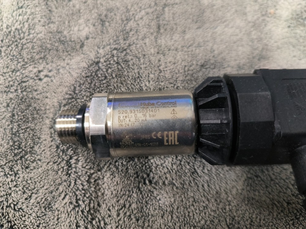 1PCS NEW 520.931S031401 Pressure Sensor