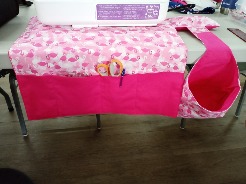 Sewing mat and thread catcher set