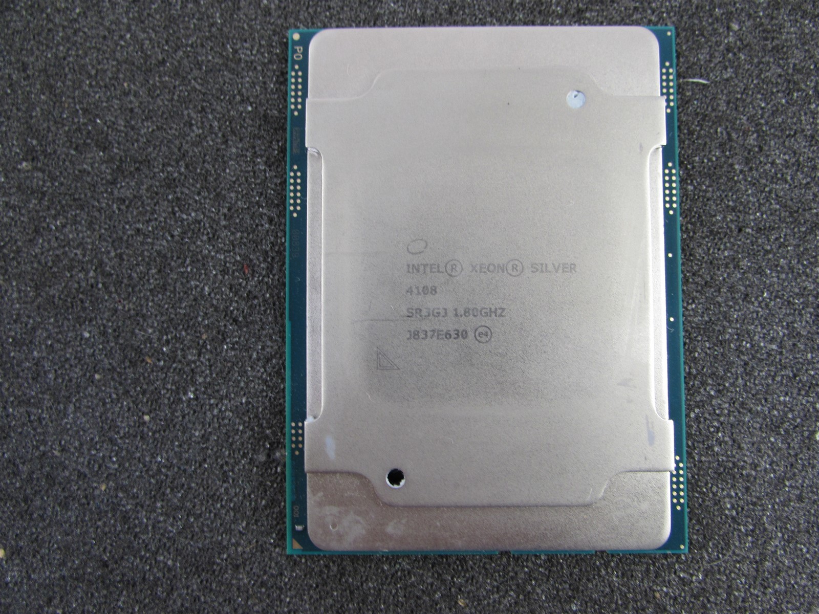 ntel Xeon Silver 4108 8-Core 1.80GHz 11MB LGA3647 Processor SR3GJ