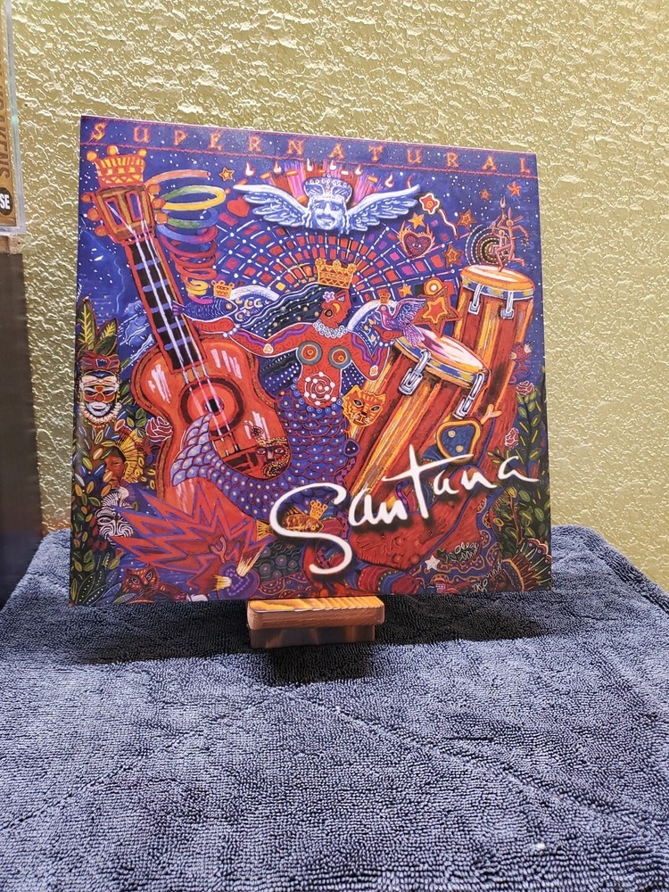 Custom Handmade 🧩 Solid Wood 🪵 Comic Book Display - Phone Holder - CGC Book🔥