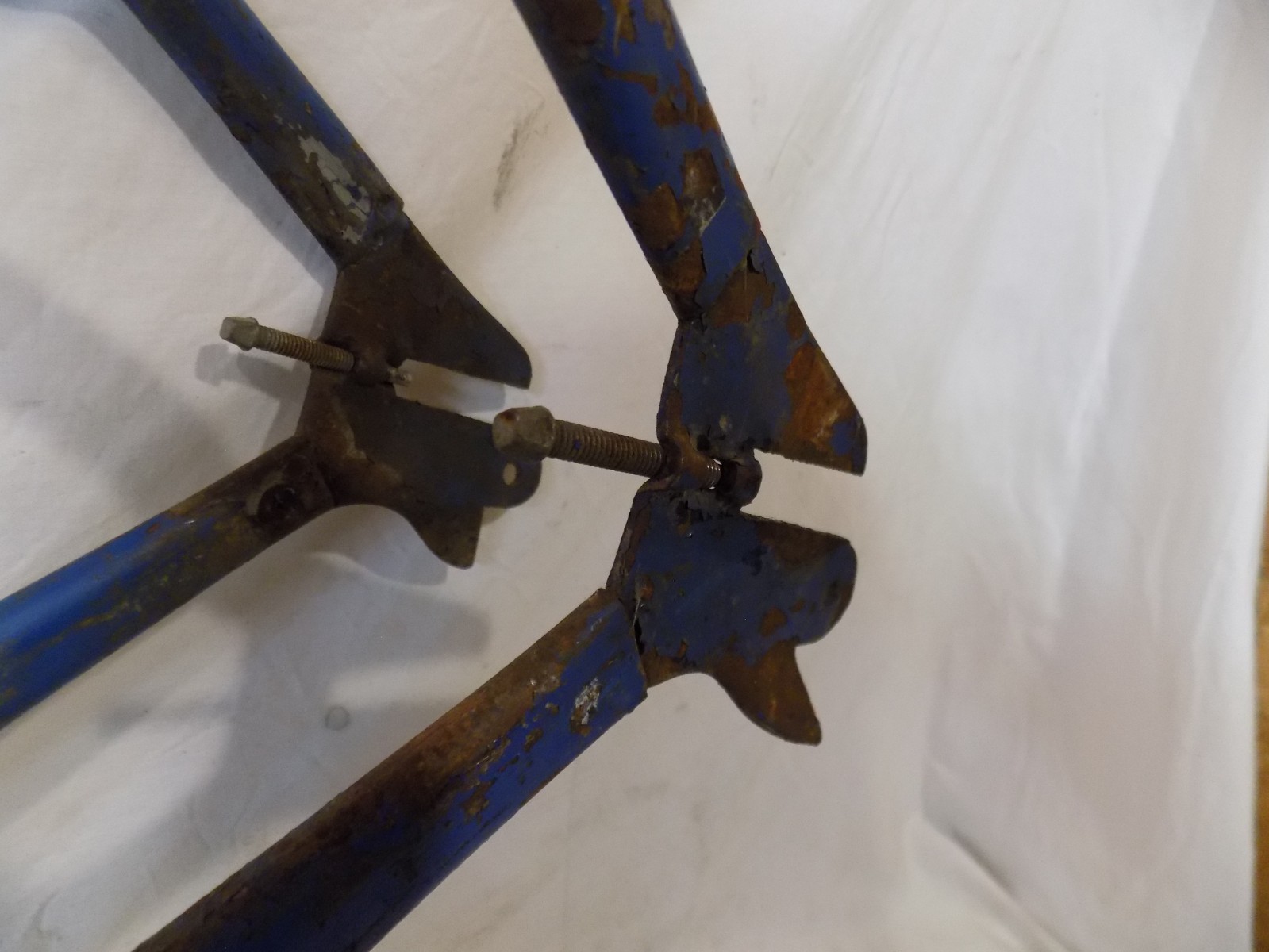 PREWAR CWC HAWTHORNE 4-BAR BICYCLE FRAME FORKS HEADBADGE MONARK 5-BAR 1930S