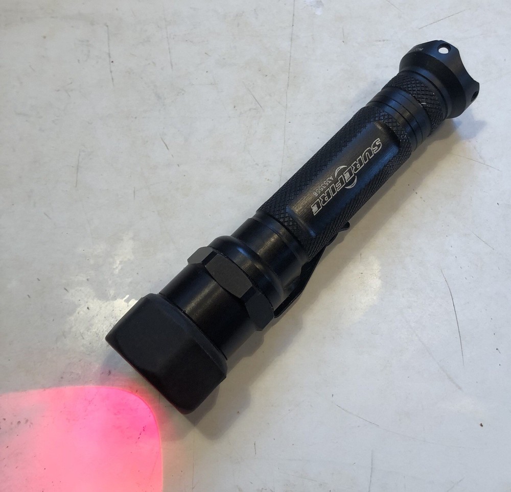 Surefire E2D Executive Defender With Red Lense
