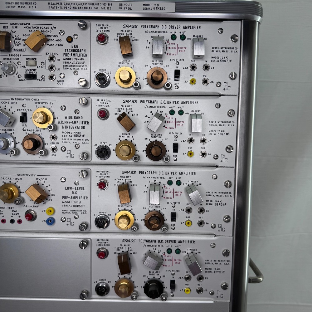 Grass Model 79G Polygraph – 4-Ch Chart Recorder 7DAK 7P1J 7P3C RPS 7C8 POWERS ON