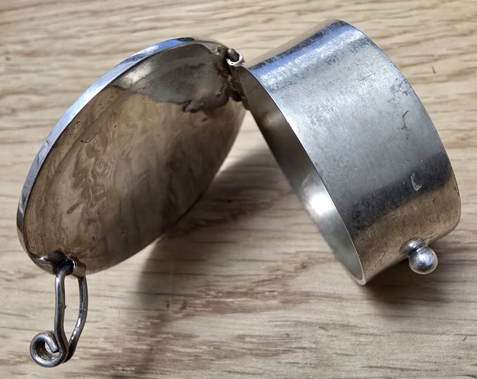 Vintage Mexican Sterling Silver & Malachite Pill Box - TM-13 Taxco - 1oz