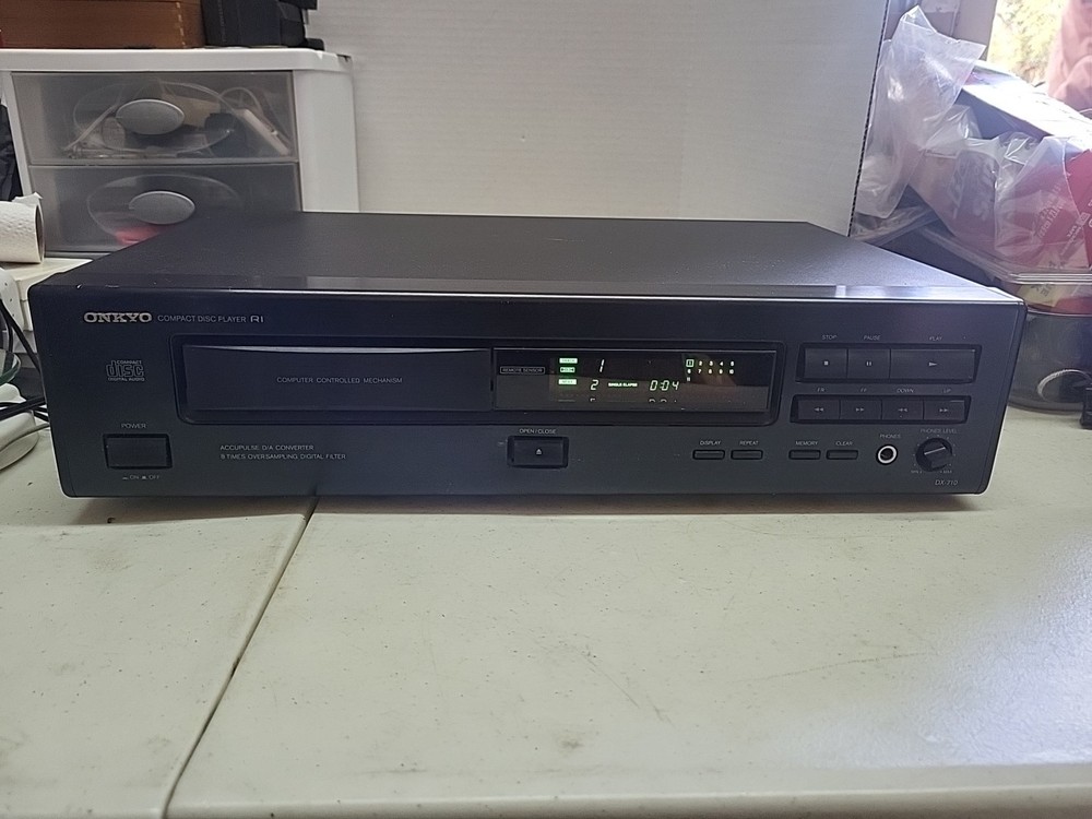 Onkyo DX-710 Single Compact Disc Stereo CD Player *TESTED-WORKS