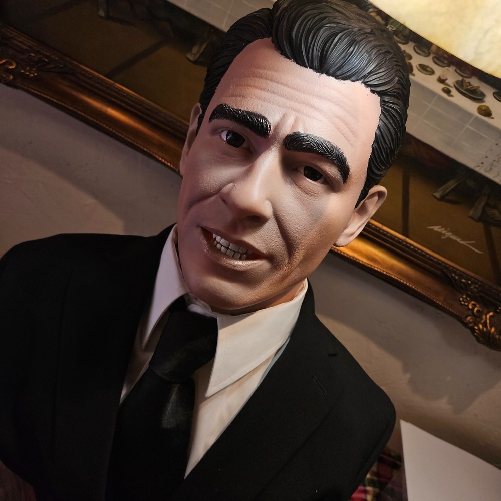 Twighlight zone Rod Serling bust horror sci fi
