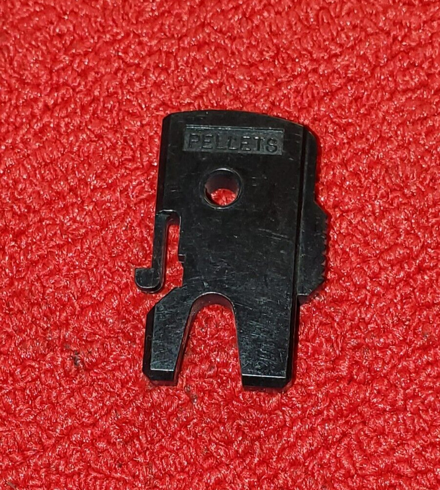 Crosman 73-025 Pellet Loader- NOS for Model 73