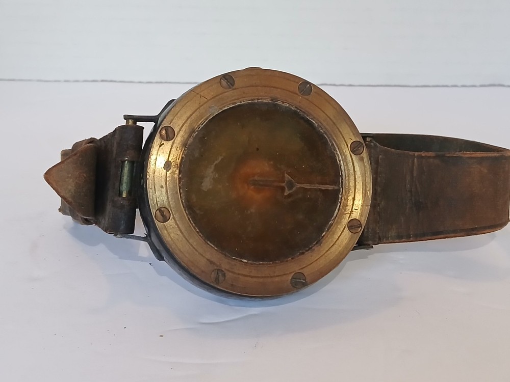 WWI WWII British Divers Compass Wrist