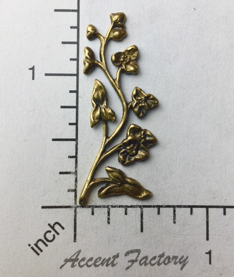 30373 Brass Oxidized Victorian Floral Spray Brass Finding