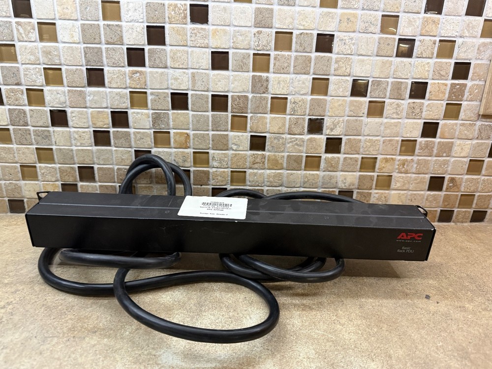APC AP9566 BASIC 16A 208V RACK PDU POWER DISTRIBUTION UNIT WITH 12 C13 OUTLETS