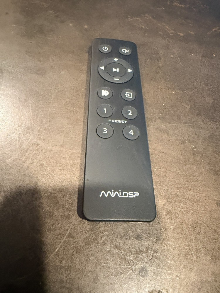 miniDSP 2x4 HD W / Remote