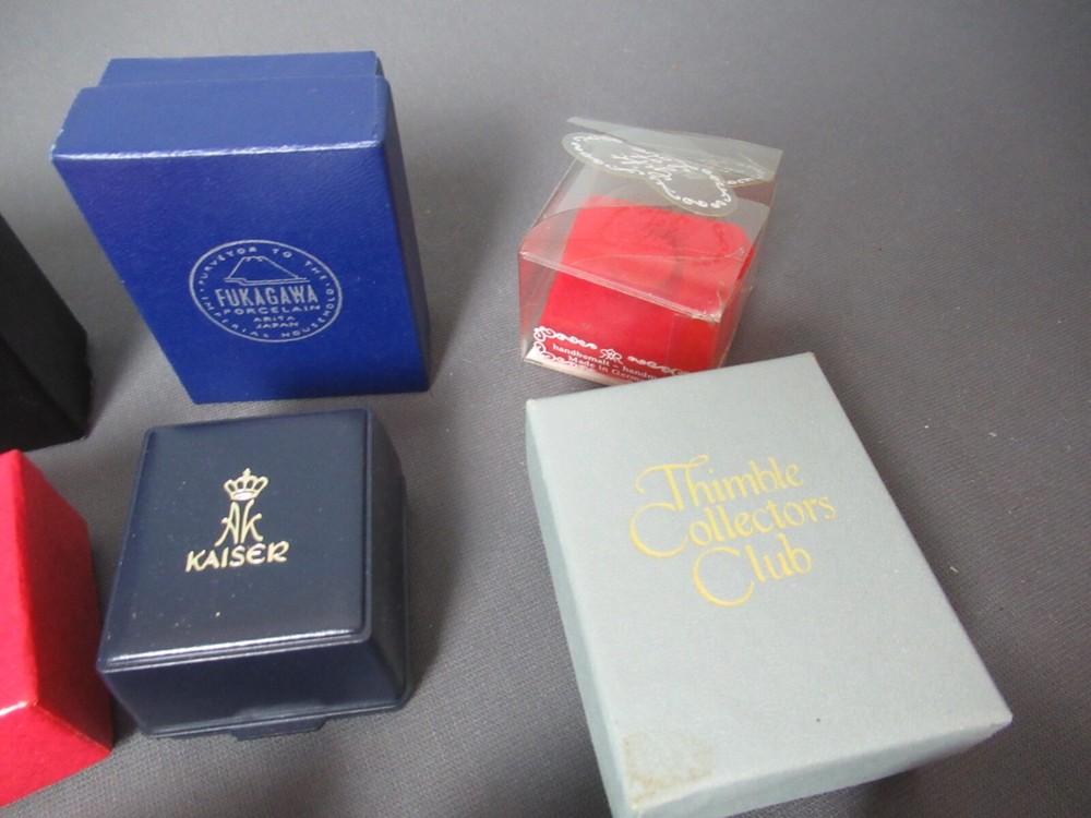 15 Assorted Thimble Boxes - Empty no Thimbles - Assorted Styles & Sizes - h4 ht