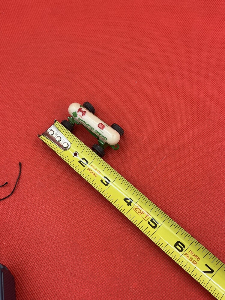 Annhydrous Ammonia (ERTL) 2" (Officially Licensed)