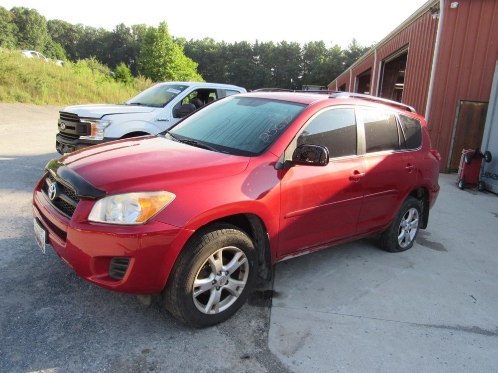 RAV 4 2011 Glove Box 1065521