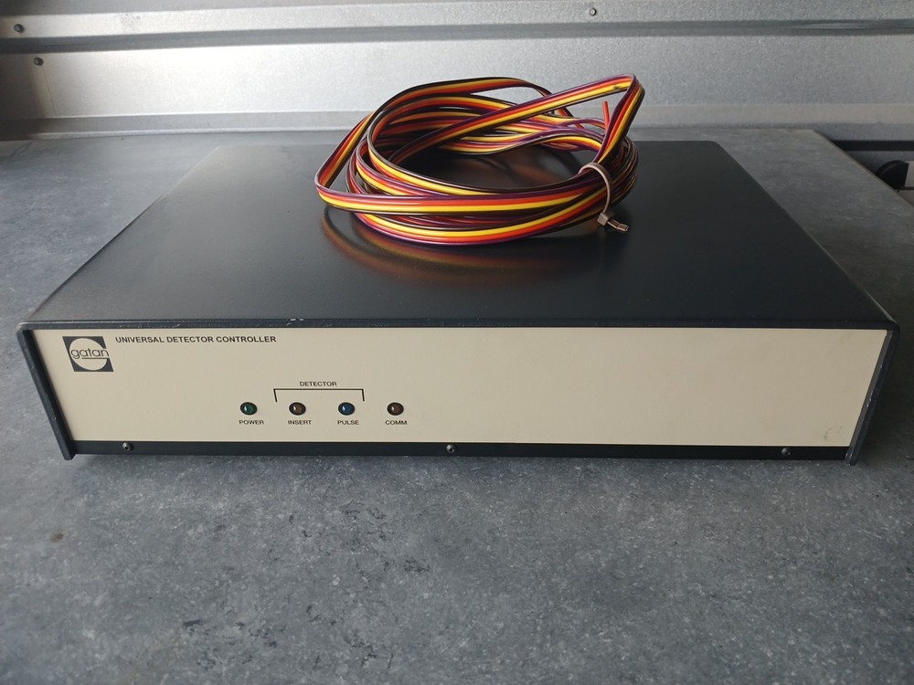 GATAN Universal Detector Controller Model 807.20100