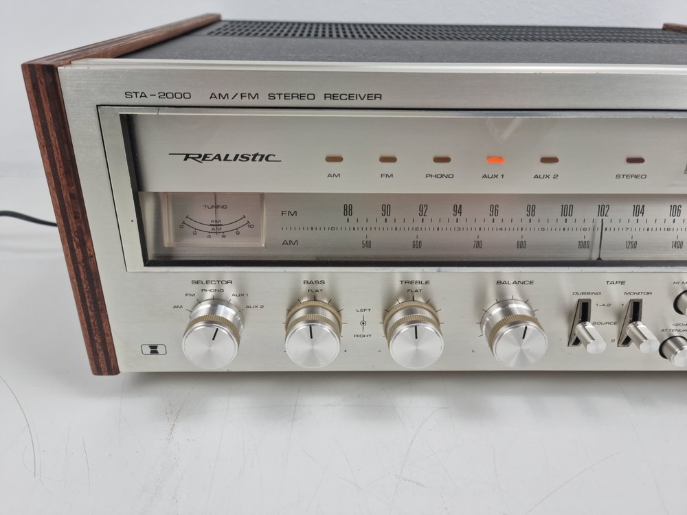 Realistic STA-2000 - Stereo Receiver - Fully Serviced - New side pannels