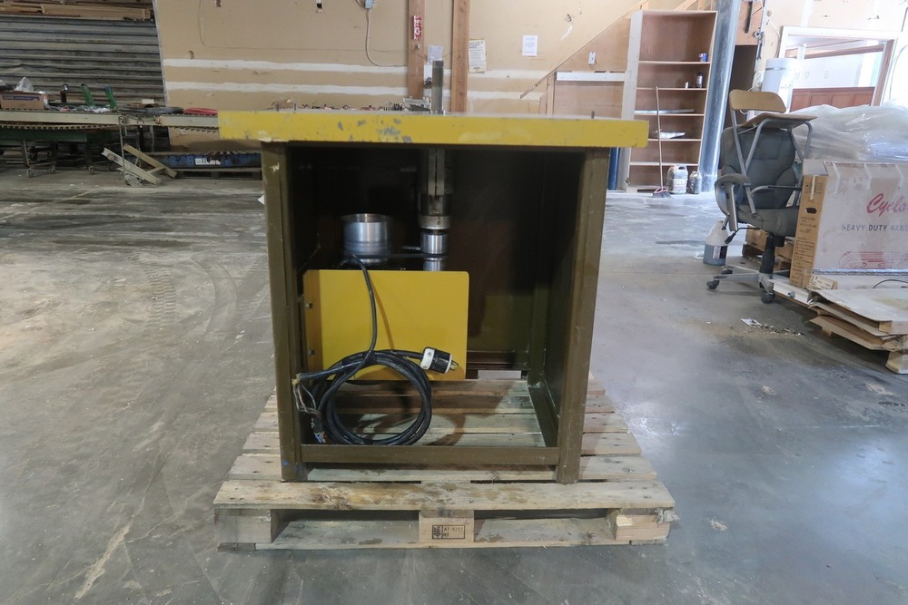 1992 RITTAL R10 Shaper