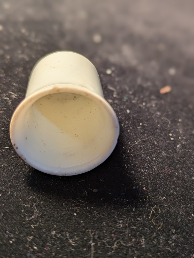 Porcelain Bon Ami Thimble