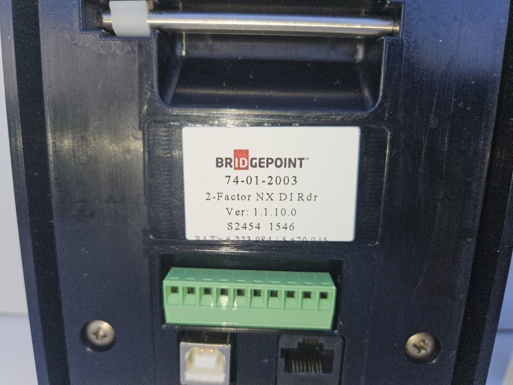 Bridgepoint 74-01-2003 Wiegand Contact Contactless 2 Factr Dual Interface Reader