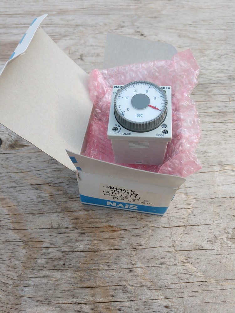NAIS PM4H-A TIMER BRAND NEW NOS