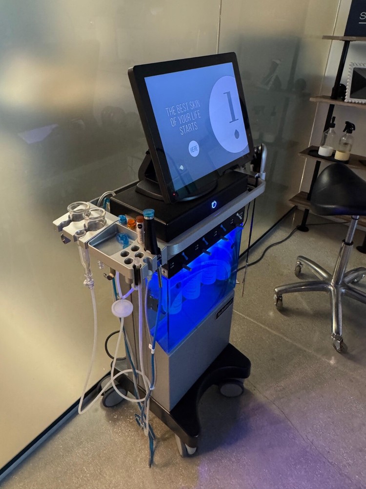 Hydrafacial Elite Machine